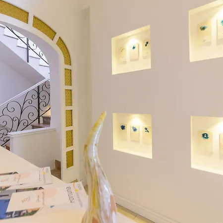 财富住宿加早餐旅馆 伊斯基亚